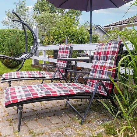 Holiday home Amazing In With Kitchen Dannemare