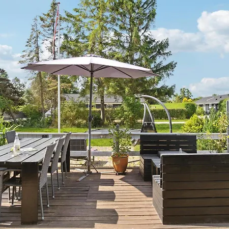 Holiday home Amazing In With Kitchen